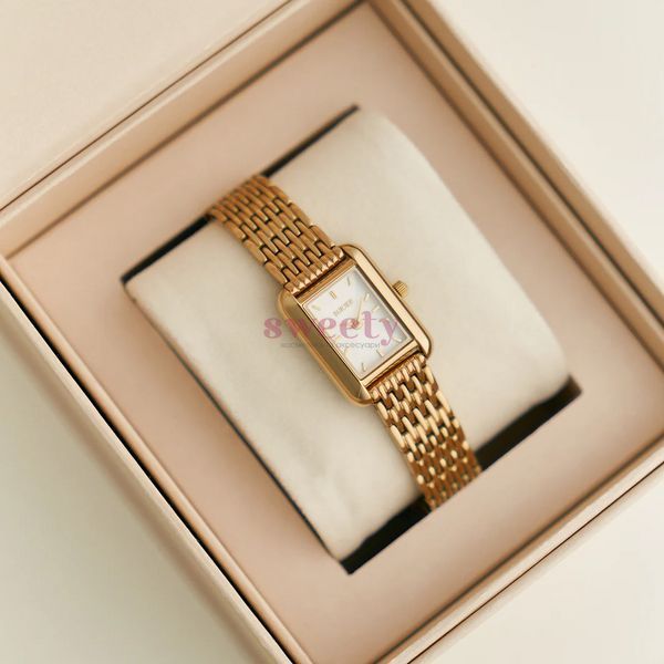 Годинник BURKER Olivia Petite Gold White 0486 фото
